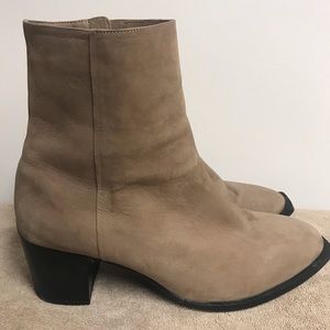 Poppy Barley - Front Row Boots - Taupe Size 11